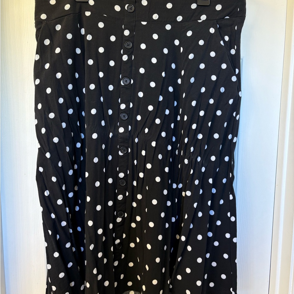 Torrid Black and White Polka Dot A-Line Skirt